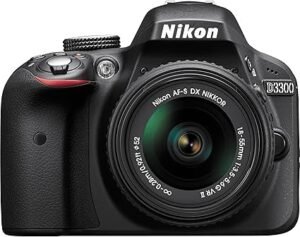 Nikon D3300 + Objetivo AF-S DX NIKKOR 18-55mm f/3.5-5.6G VR II (Negro)